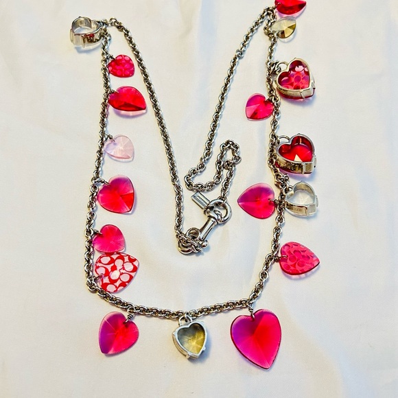 💰SOLD💰NWOT Coach Heart Charm Necklace - Picture 14 of 16